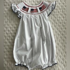 Lillie and Lilah Patriotic Smocked American Flag Bubble 3T
